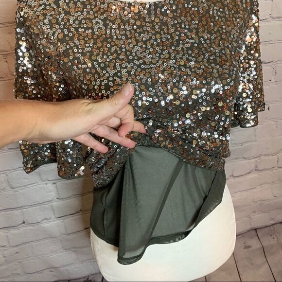 Express Copper and silver half sleeve sequin top - Picture 5 of 10